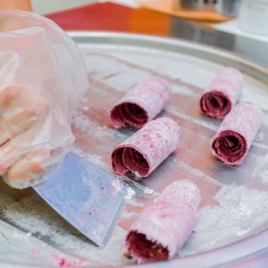 Бар мороженого «Ice-Roll (Айс-Ролл)» - изображение 2