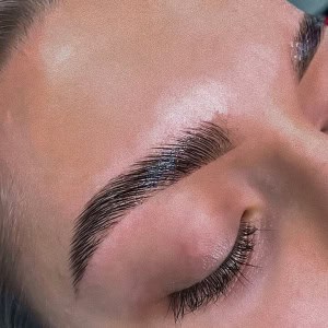 Студия маникюра «Gloss Nails by Daria Petsevich (Глосс Нейлс бай Дарья Пецевич)» - изображение 5