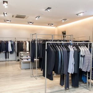 Бутик «EMPORIO ARMANI (Эмпорио Армани)» - изображение 2
