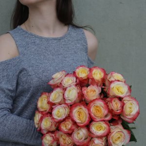 Магазин цветов и подарков ручной работы «EmiLi Flowers! (ЭмиЛи Фловерс!)» - изображение 4