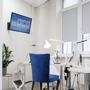 Студия маникюра и педикюра Cristal Studio (Кристал студио) в Минске - изображение 5