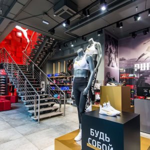 Магазин спортивной одежды, обуви и аксессуаров  «Puma (Пума)» - изображение 2